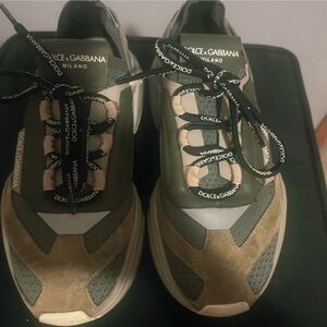 Dolce & Gabbana Men's Olive and Tan Sneakers